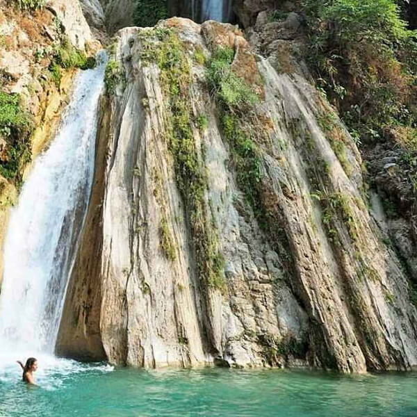 neer waterfall in rishikesh