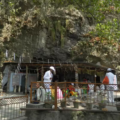 Vashishtha Gufa Temple in rishikesh