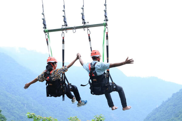 giant swing in rishikesh